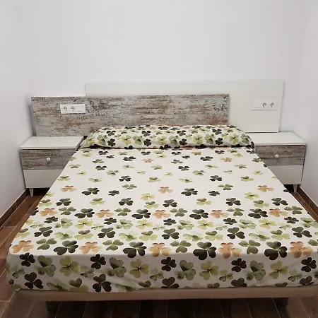 Apartamento De Lujo En Primera Línea De La Playa De Con Vistas Al Castillo *